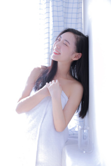 巨大荫蒂勃起在线观看
